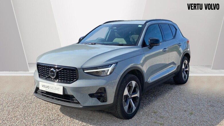 Used Volvo Xc40 2.0 B4P Plus Dark 5dr Auto Petrol Estate For Sale ...